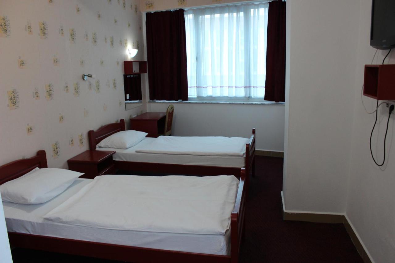 Hotel Bm International Сараево Екстериор снимка