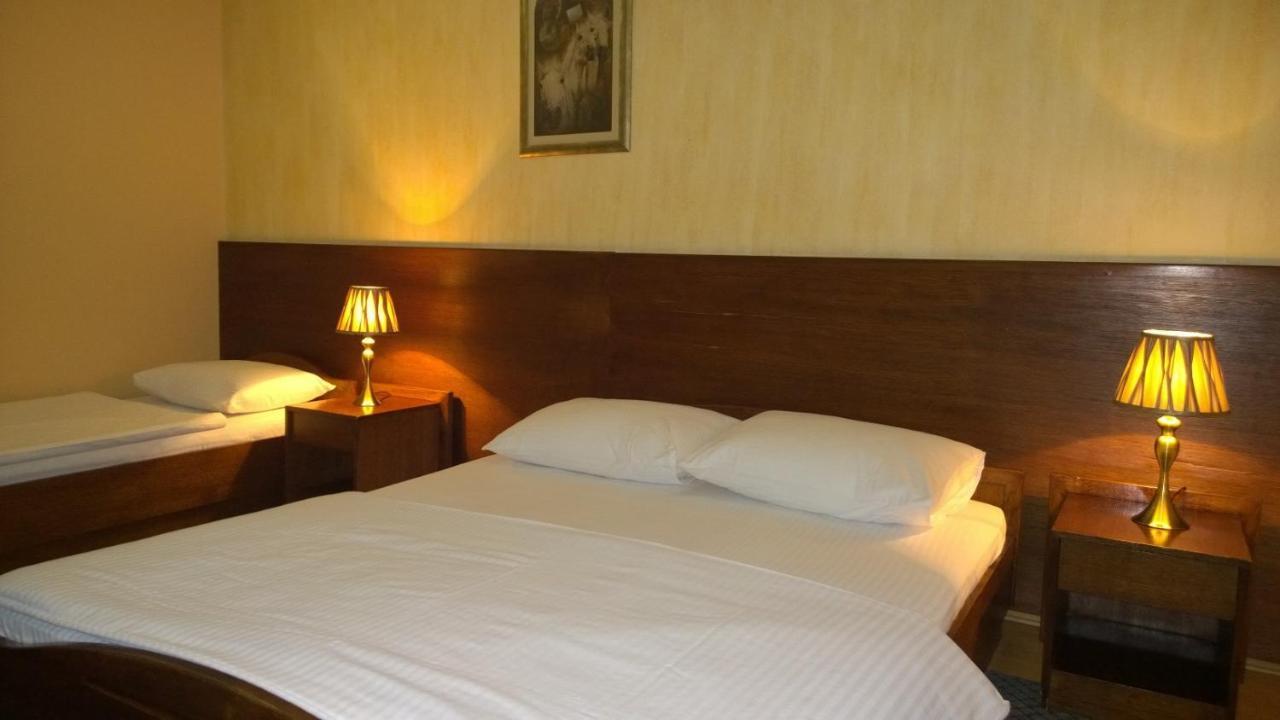 Hotel Bm International Сараево Екстериор снимка